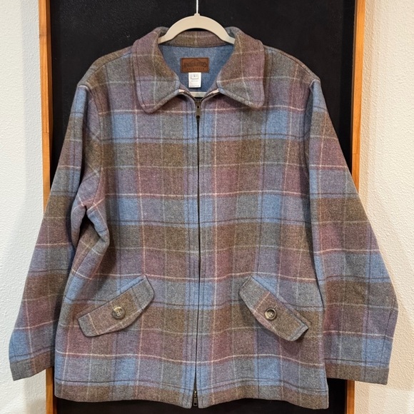 Pendleton Jackets & Blazers - Women’s Vintage Pendleton 100% Wool Plaid Jacket Large